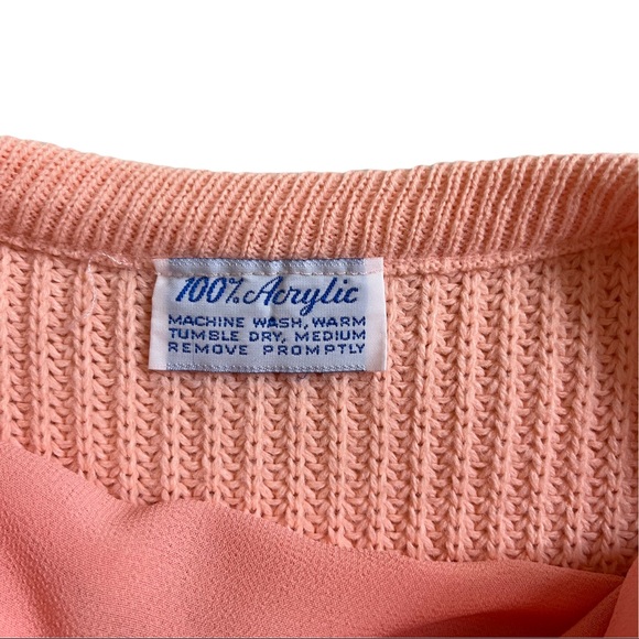 🌈 Vintage 80s Soft Pink Sweater Vest Set - Picture 8 of 9